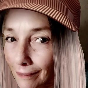 Meet your Posher, Wendy